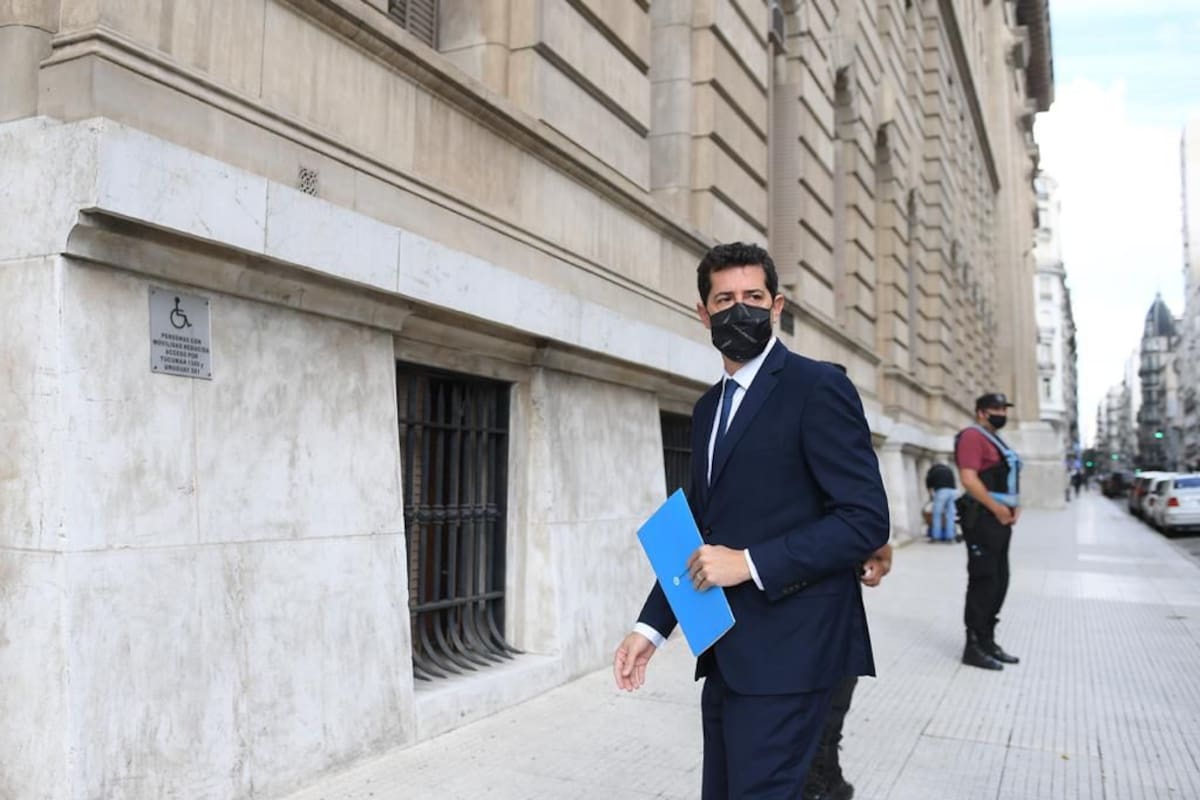 El ministro del Interior Eduardo "Wado" De Pedro