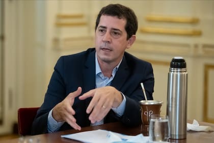 El ministro del Interior, Wado de Pedro, el elegido de Cristina para encabezar la fórmula presidencial del PJ