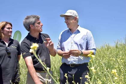El ministro Domínguez también visitó el semillero Nuseed