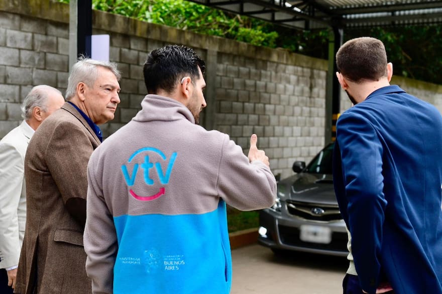 el-ministro-donofrio-en-septiembre-al-visitar-una-XJO5J3CDBFEH7BPWWZVAGKEWZE