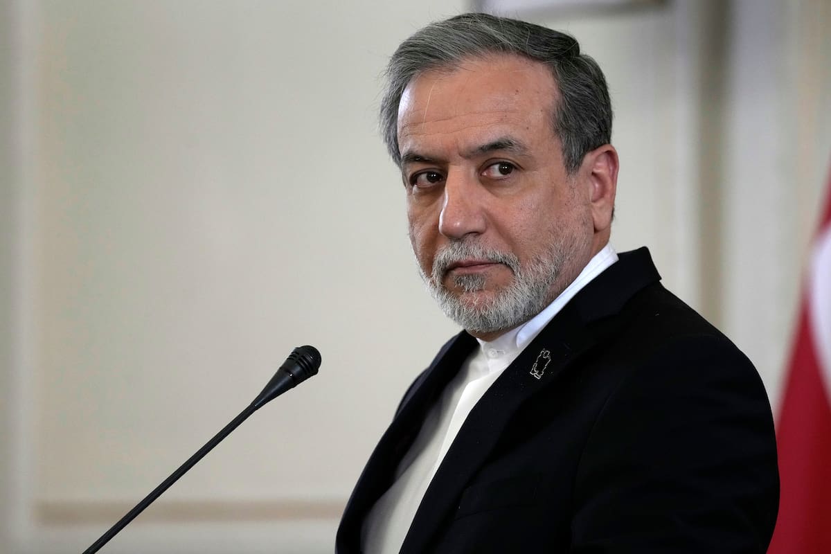 El ministro iraní de Exteriores, Abbas Araghchi, aumentó la tensión en la escalada con Estados Unidos