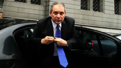 El ministro Julio Alak presentó esta mañana oficialmente los nuevos pliegos para integrar la Corte