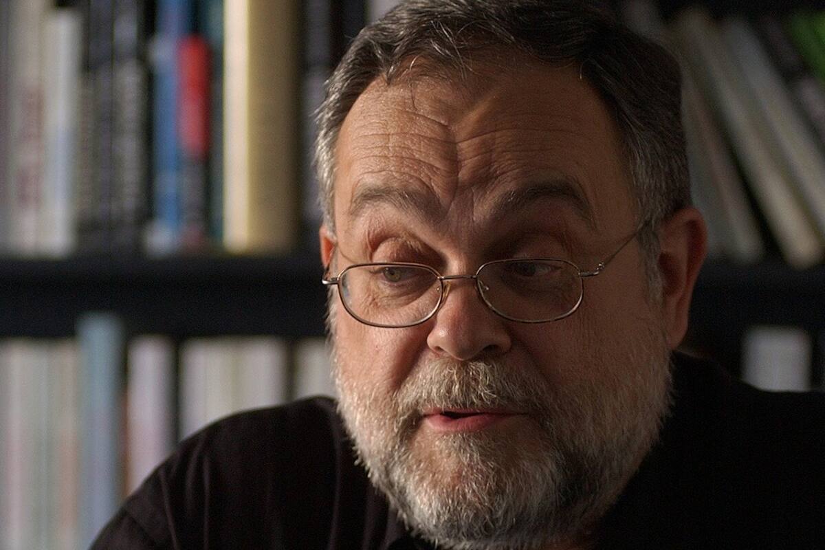 El ministro manifestó su "preocupación" por los dichos del escritor y referente del grupo El Manifiesto Argentino