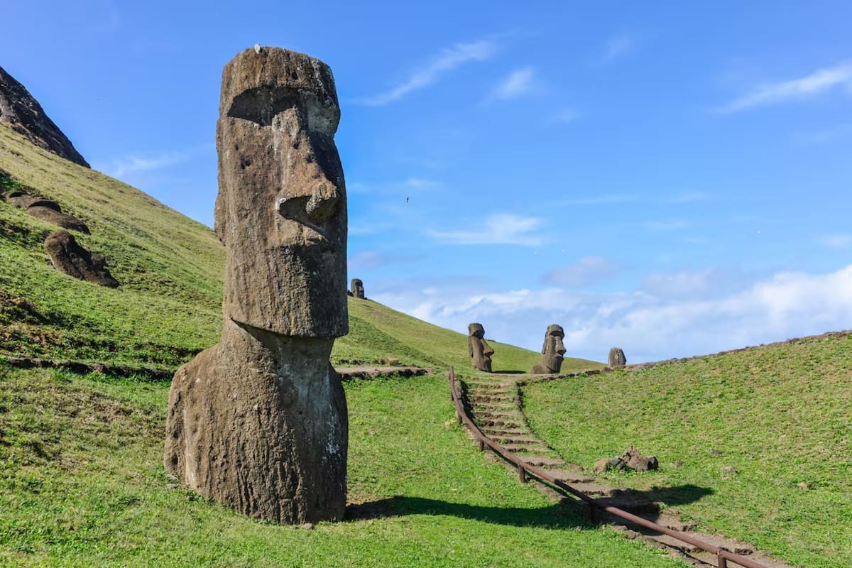 El misterio resuelto: cómo llegaron las “cabezas” de la Isla de Pascua a su destino