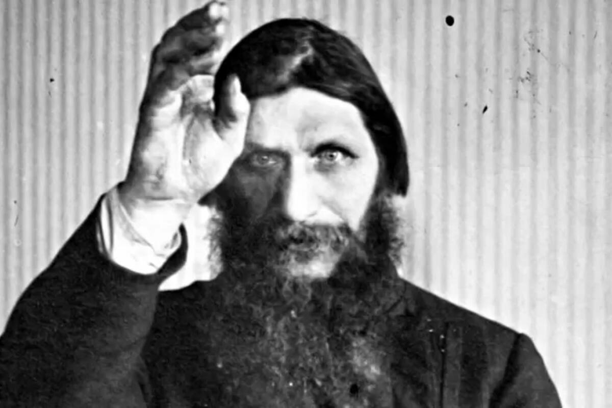 El místico siberiano, que se dijo tenía poderes curativos, era confidente de la emperatriz Alejandra