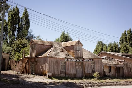 El mítico Bar Los Muchachos (cerrado hace varios años), fue set de la película El viento se llevó lo qué, de Alejandro Agresti .