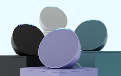 El modelo es Echo Pop es compacto, viene con sonido definido y es especial para los dormitorios y espacios pequeños
