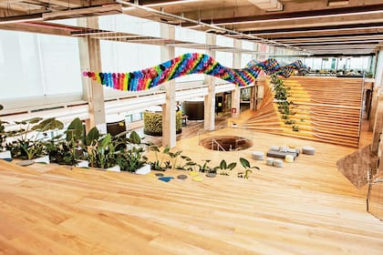 El moderno edificio de oficinas, en Saavedra, fue inaugurado a mediados de 2019 con la presencia del presidente, Mauricio Macri