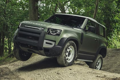 El moderno Land Rover Defender con estructura monocasco