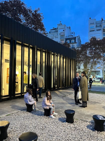El módulo que se construyó junto a la torre antigua