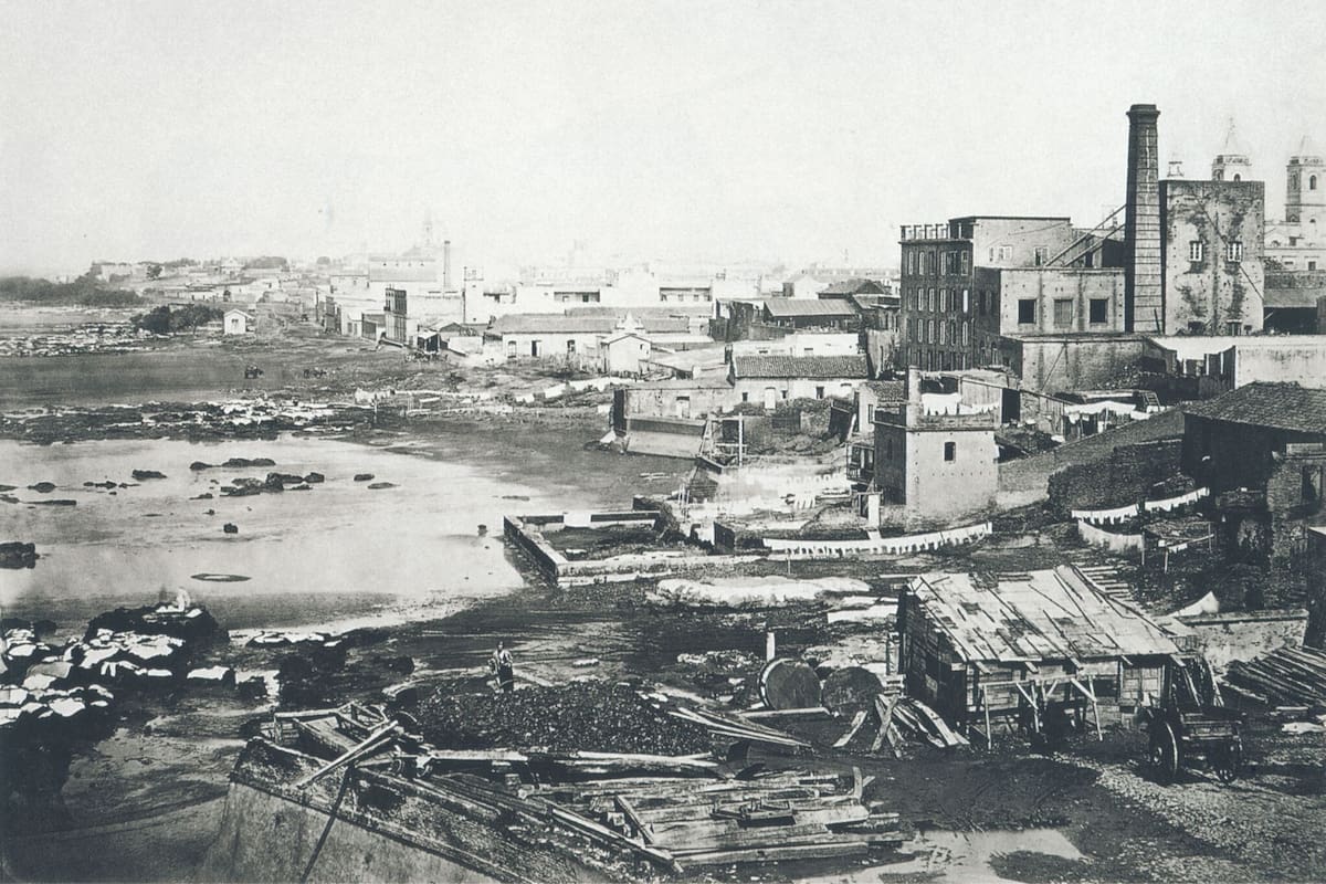 El molino de San Francisco llegó en 1849. Fue idea y ejecución de Juan Bleunstein y Augusto La Roche, que notaron el exponencial crecimiento demográfico y presentaron el proyecto ante la Legislatura.