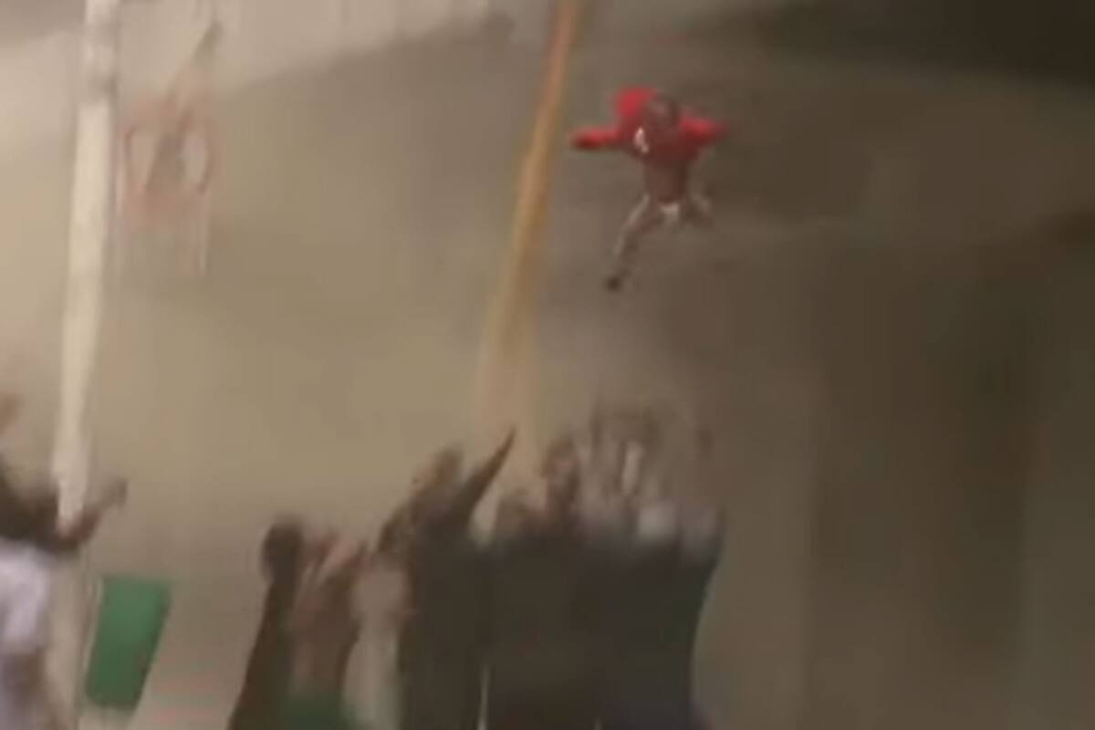 El momento de la caída de la beba de dos años en Sudáfrica