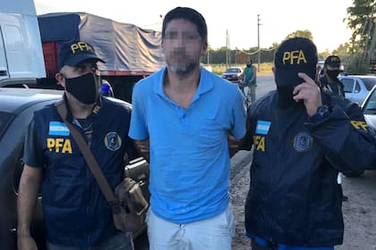 El momento de la captura de Diego Guida, en la localidad de Claypole