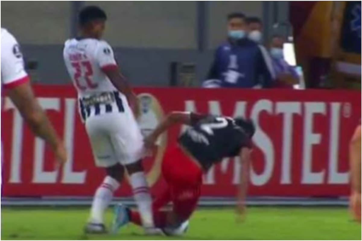 El momento de la grave lesión de tibia y peroné de Robert Rojas