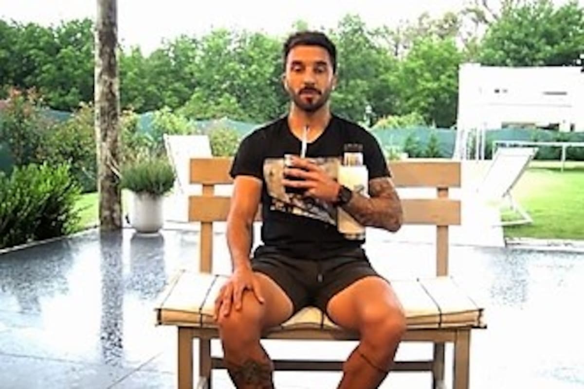 El momento del adiós para Scocco en el fútbol