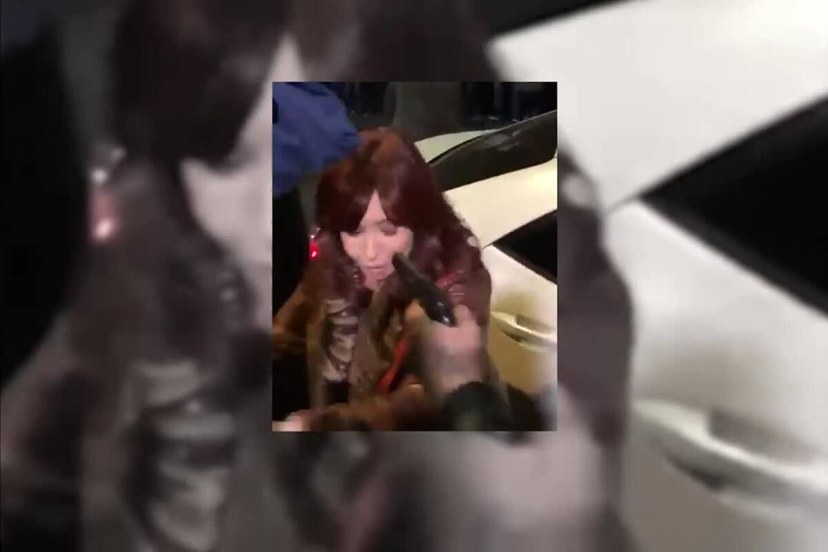 El momento del ataque a Cristina Kirchner