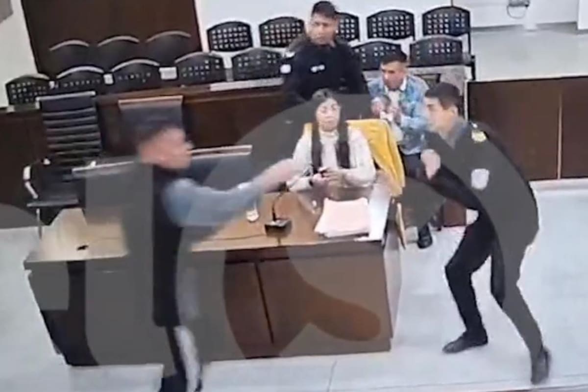 El momento del ataque del preso a Claudia Ríos