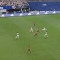 Valió como un gol: el quite salvador de Paredes a los 90 minutos cuando el partido iba 2-2
