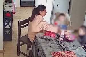 Una madre descubrió que la niñera le pegaba a su hija de tres años, la denunció y difundió el video