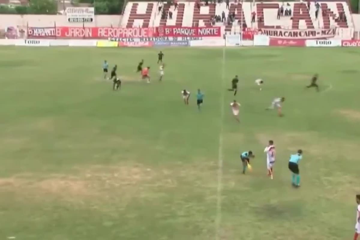 El momento del tiroteo en Huracán de Las Heras-Ferro