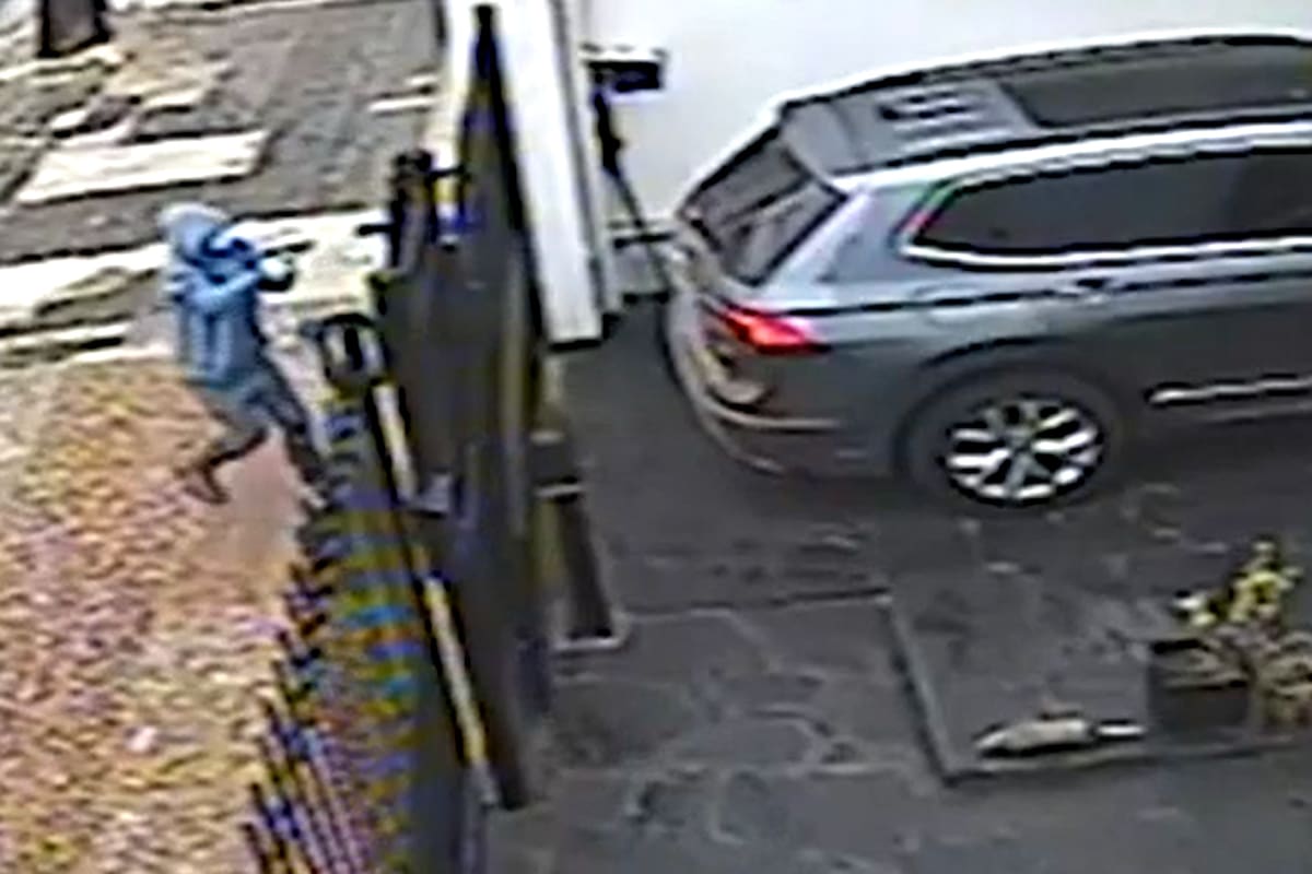 El momento en el cual el tirador dispara contra el sindicalista