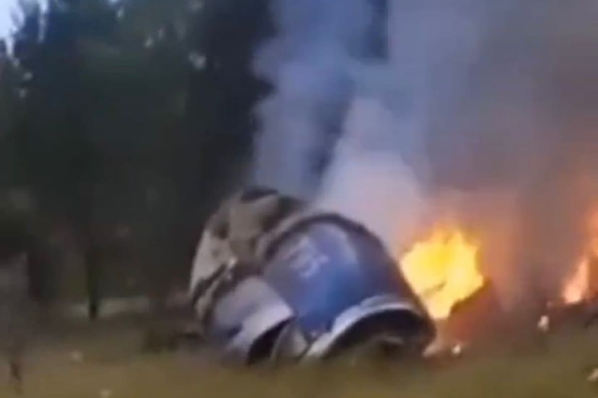 El momento en el que el avión se estrella