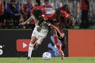 El VAR no castigó a Estudiantes, pero Independiente Medellín le hizo pagar su cambio de formas: 1-1