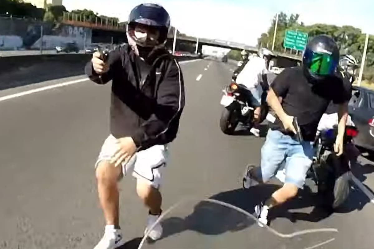 El momento en el que Guillermo es arrinconado por los delincuentes