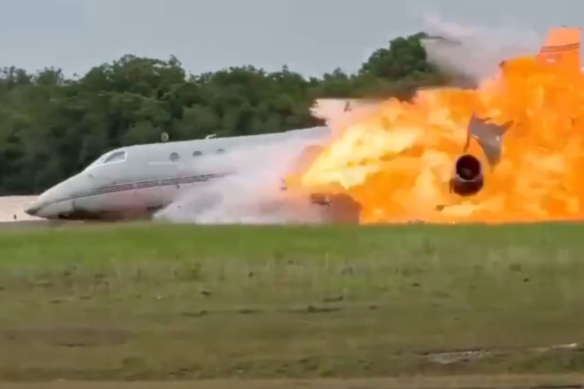 El momento en el que la aeronave se incendia