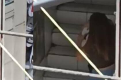El momento en el que la empleada agranda las zapatillas (Captura TikTok)