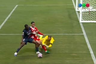 ¿Qué responsabilidad tuvo Donnarumma en la lesión de Musiala? Del "no era necesario" al "no hay mala intención"