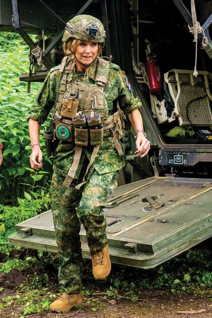 El momento en que baja del tanque, lista para meterse de lleno en la instrucción.