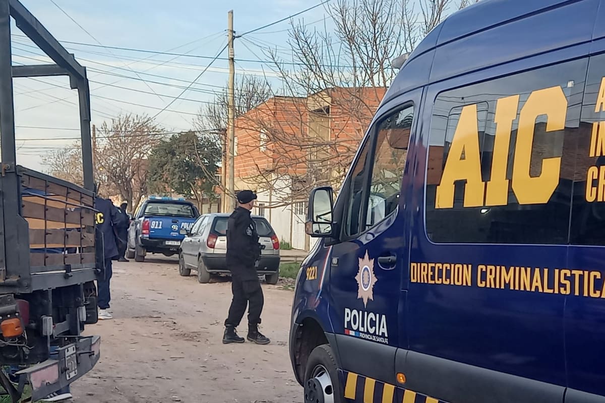 El momento en que la Policía encuentra el auto de Ironici