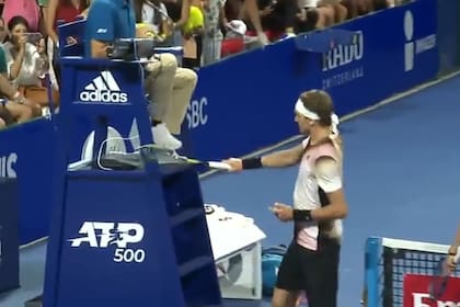 El momento en que Zverev golpea con su raqueta la silla del árbitro durante el ATP 500 de Acapulco