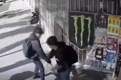 El momento exacto del ataque de un adolescente a otro en Santiago del Estero