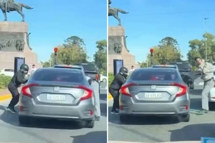 El momento fue captado por otro conductor