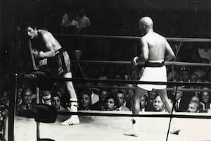 El momento más dramático de Carlos Monzón en su carrera de campeón mundial: indefenso ante "El Malo" Bennie Briscoe, el hombre que paralizó los corazones de los argentinos en el Luna Park