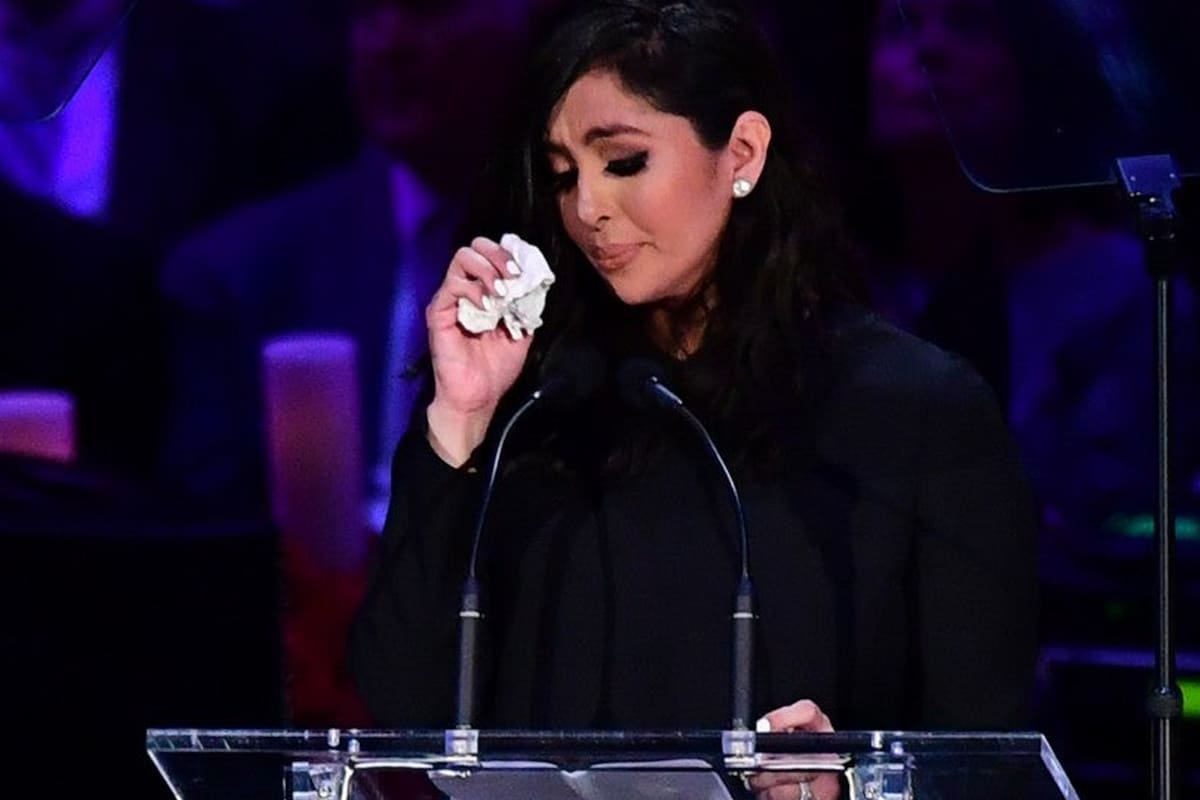 El momento más emotivo de la Celebración de la Vida, el homenaje a Kobe Bryant y a su hija Gianna.