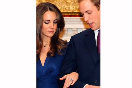 El momento que la pareja anunció su boda (Foto Archivo)