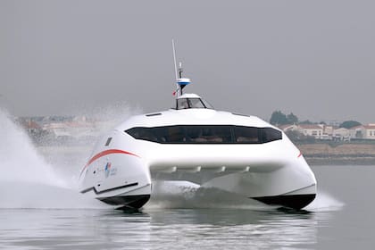 El Mónaco One es un
catamarán de doce
plazas con un diseño
innovador que conectará
el principado con el
municipio italiano de
Ventimiglia en sólo
15 minutos
