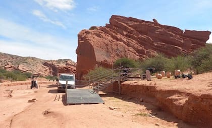 El montaje en el casamiento en la Quebrada de las Conchas