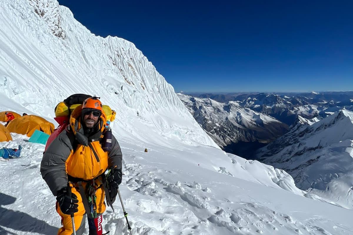 El montañista Pablo Bravo intentó hacer cumbre en el monte Manaslu, una de las 14 montañas más altas del mundo