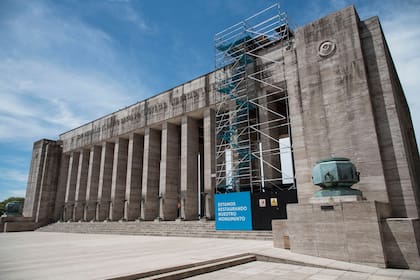 El monumento estaba deteriorado tanto por fuera como por dentro (imagen de 2018)