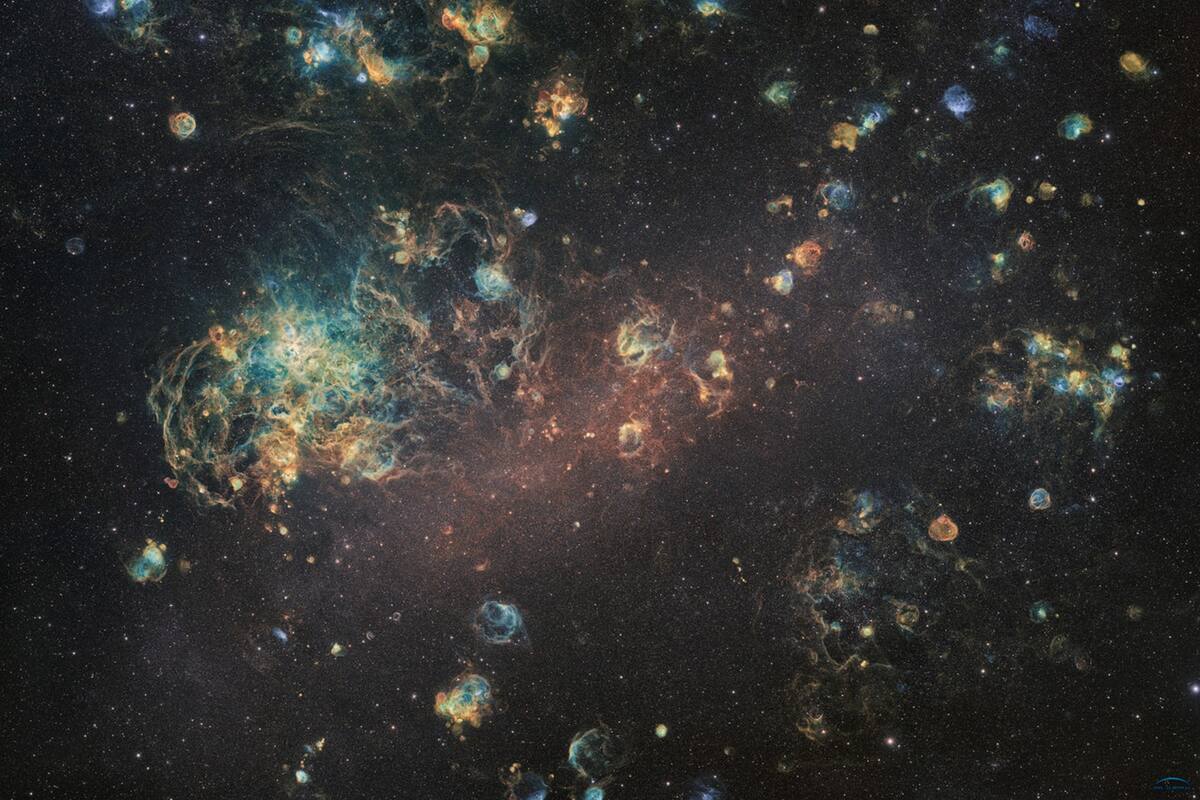 El mosaico final fue compuesto por 4000 imágenes capturadas por el observatorio privado desde el norte de Chile entre julio de 2017 y enero de 2019