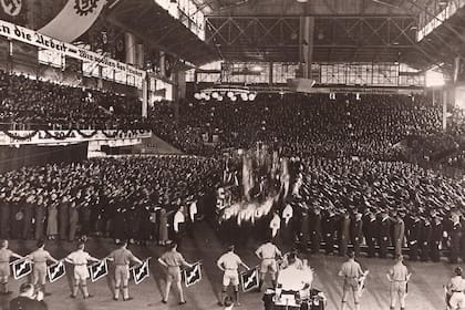 El motivo del acto fue la anexión de Austria a la Alemania nazi, que se concretó en marzo de 1938 (Archivo Luna Park)