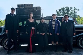 El motivo por el que cambiaron en la segunda temporada de Merlina al actor que interpreta a Largo