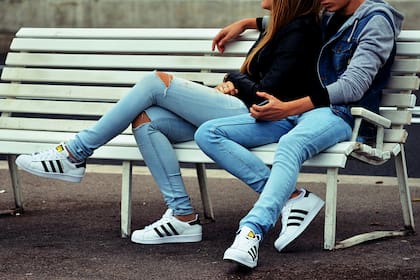 El motivo por el que los “casi algo” duelen más que una relación estable