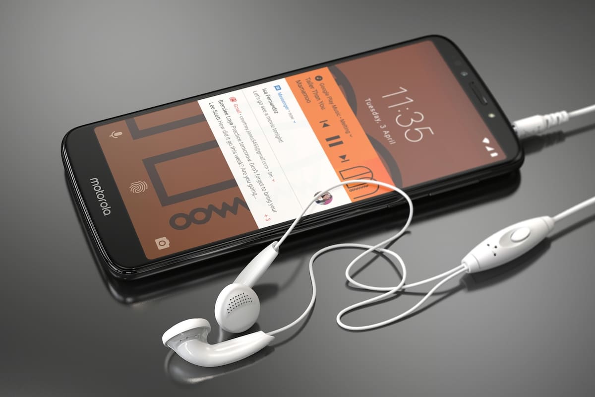 El Moto E de Motorola busca posicionarse en la gama de equipos económicos de su catálogo con una versión clásica junto a los modelos Play y Plus