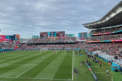 El Mundial de Fútbol femenino genera atracción del público, ya que se juega a estadios casi llenos
