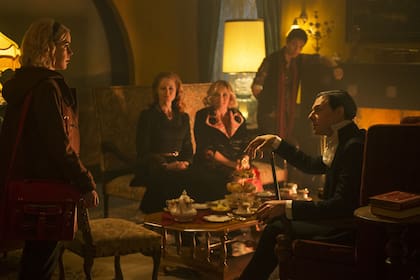 El mundo oculto de Sabrina se para en la vereda opuesta de la sitcom de 1996